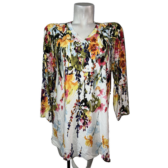 NorthStyle Tops - NorthStyle Top Size XL Colorful Floral V-neck Stretch Viscose 3/4 Slv Pullover